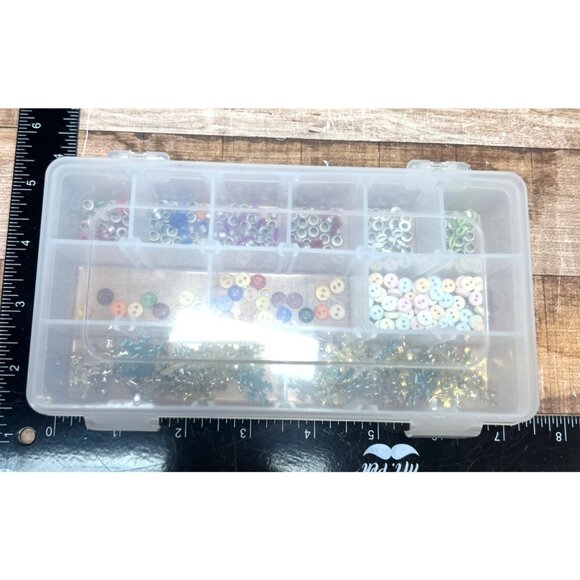 Multicolor Crafting Eyelets And Buttons Organizer Storage Box - Picture 4 of 4